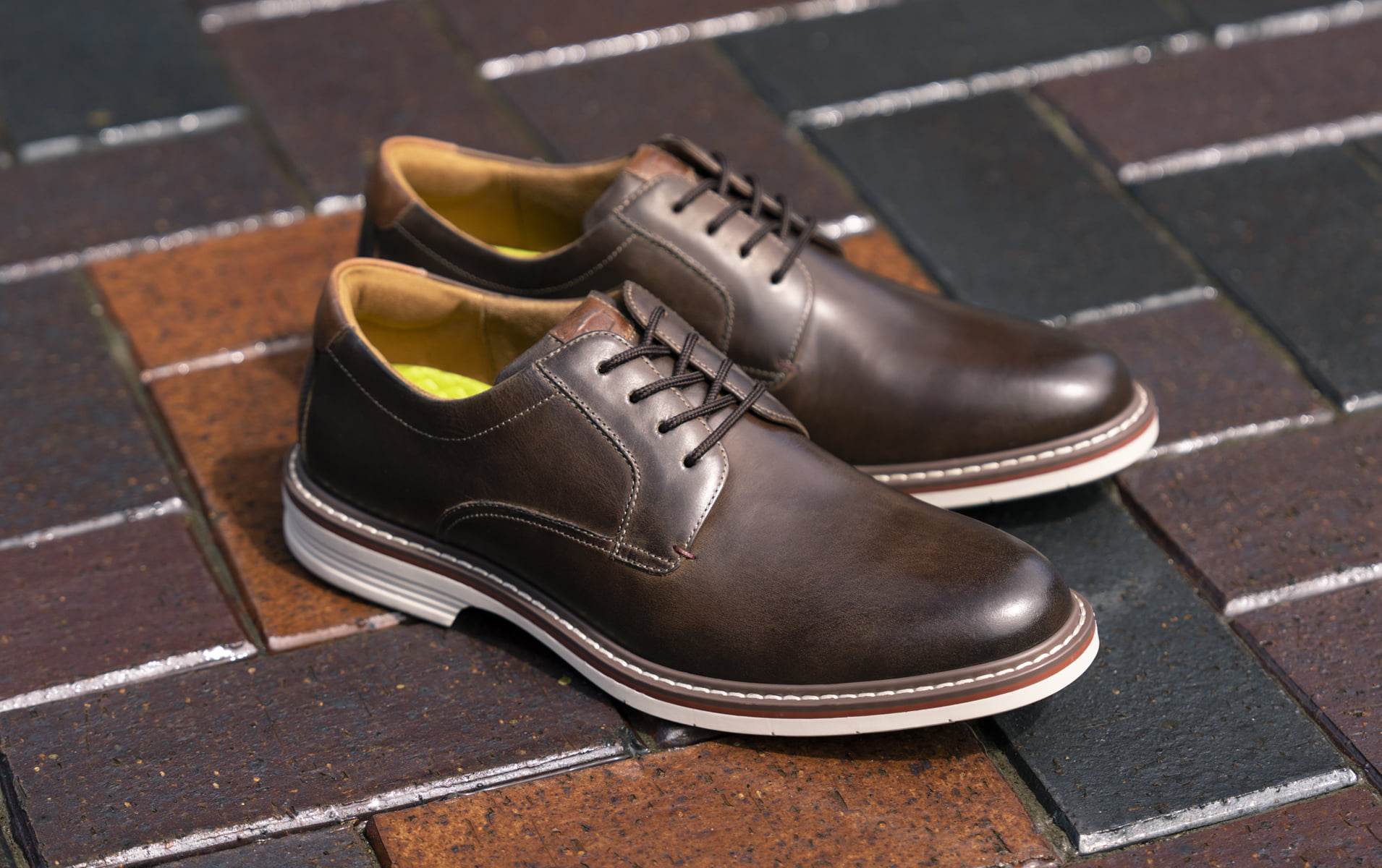 Click to shop Florsheim dress styles. Image features the Norwalk oxford.