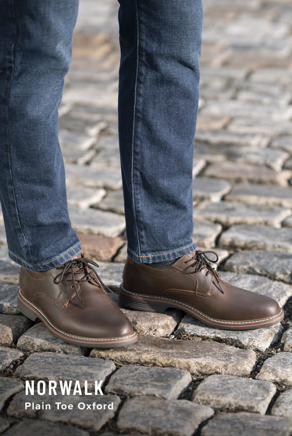 Men's Hybrid Shoes  Image features the Norwalk Plain Toe Oxford in Brown CH.