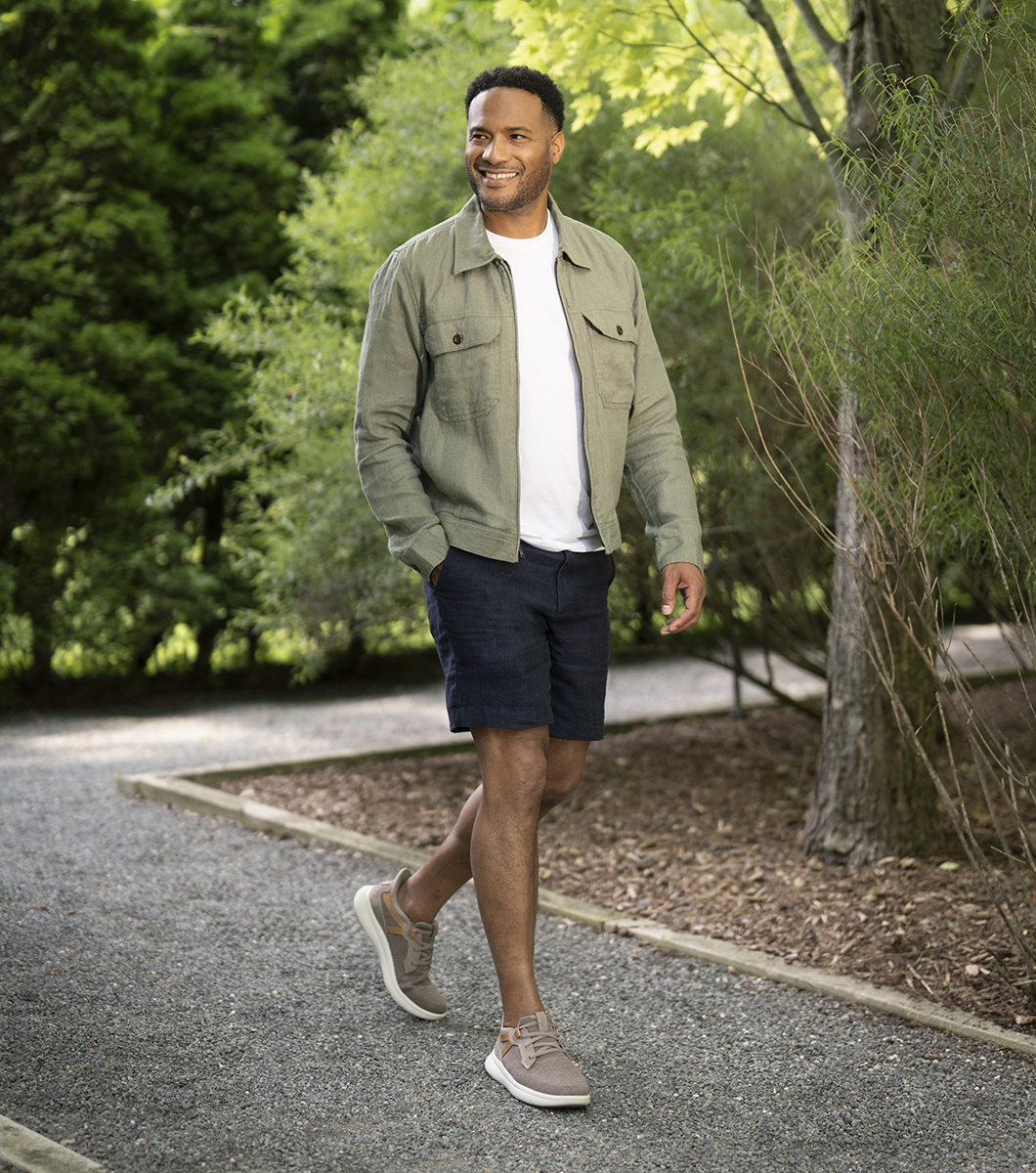 Fleet in Mushroom Navy Rotate View