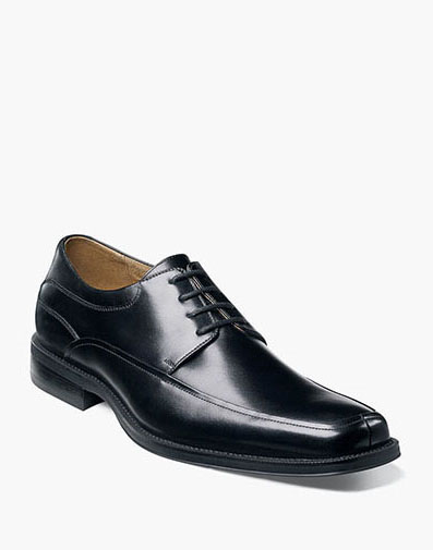 Cortland Moc Toe Oxford  in Black for $104.99 dollars.