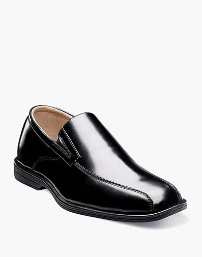 Reveal Jr. Boys Bike Toe Slip On in Black for $90.00 dollars.