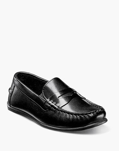 Jasper Jr. Boys Moc Toe Penny Driver in Black for $90.00 dollars.