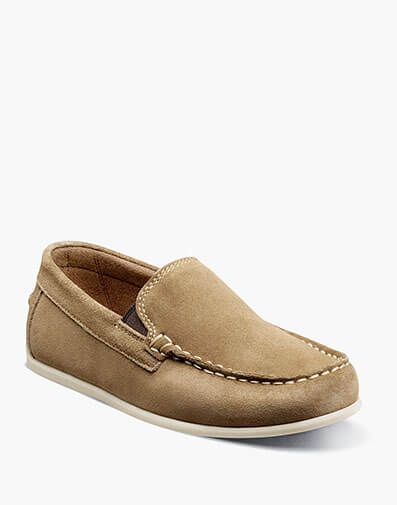 Jasper Jr. Boys Moc Toe Venetian Loafer in Khaki for $90.00 dollars.