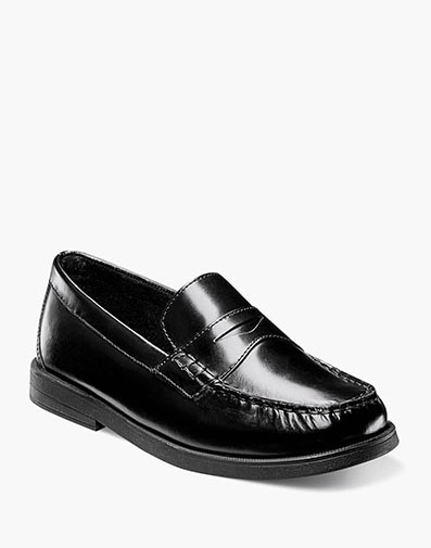 Croquet Jr. Boys Moc Toe Penny Loafer in Black for $90.00 dollars.